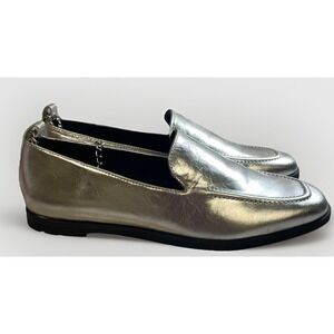 Gianni Binni Silver Flip Side Leather Slip On Loafers Women's Size 6 M  New‎